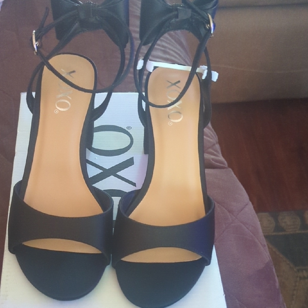 Peyton Black Bow Block Heel Sandals - Picture 3 of 10